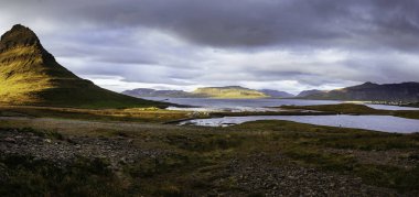 Kirkjufell Kuzey İzlanda.
