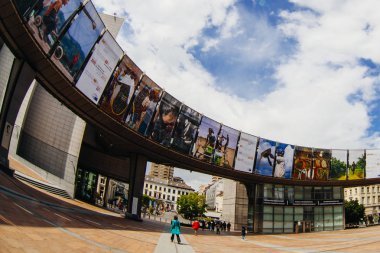 Brussels, Belçika - 20 Mayıs 2015: Avrupa Parlamentosu Brüksel, Belçika, binanın dış. AB'nin yasama fonksiyonu egzersizleri.