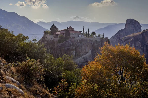 Amazing Monasteries Rocks Meteora Greece Holy Trinity Monastery View — Stock Photo, Image