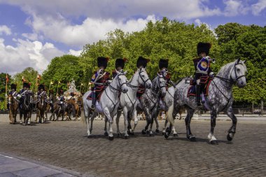 Brüksel, Belçika - 20 Mayıs 2018: Belçika Süvarileri kirletmeye başladı 