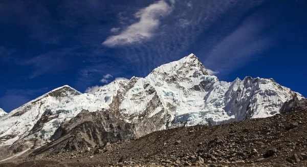 Caminata al campamento base del Everest, nepal. Vistas del Himalaya —  Fotos de Stock