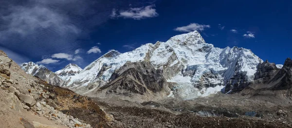 Everest Base Camp trek, Nepál. Výhled na Himaláje — Stock fotografie