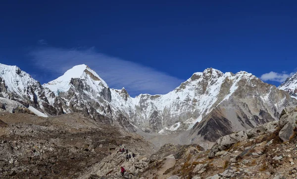 Trek Everest Base Camp, nepal. Widok na Himalaje — Zdjęcie stockowe