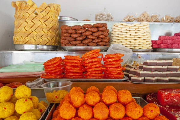 Dulces Asiáticos Tradicionales Mercado Callejero Cerca Las Cuevas Batu Malasia — Foto de Stock