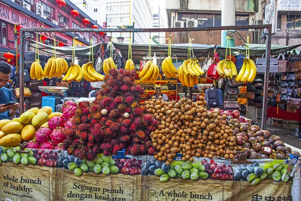 Kuala Lumpur Malajsie Ledna 2020 Sortiment Exotických Asijských Plodů Trhu — Stock fotografie