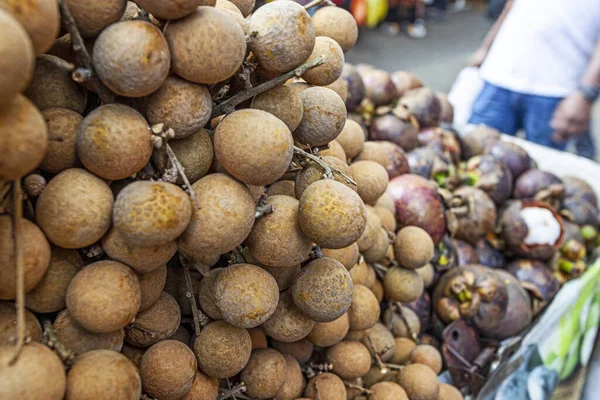 Frutta Esotica Logan Nel Mercato Strada Malesia — Foto Stock