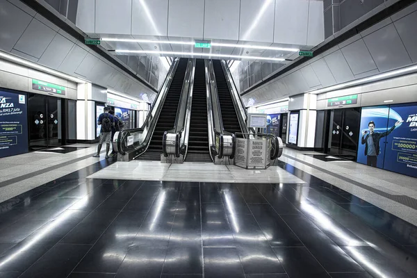 Kuala Lumpur Malasia Enero 2020 Nueva Estación Metro Moderna Para —  Fotos de Stock