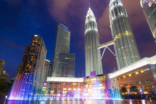 Kuala Lumpur Malaysia January 2020 Night View Petronas Twin Towers — Stock Photo, Image