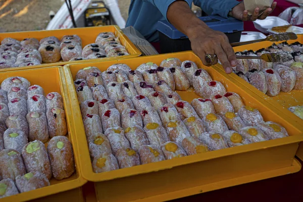 Sortido Donuts Açúcar Fresco Mercado Noturno Malásia — Fotografia de Stock