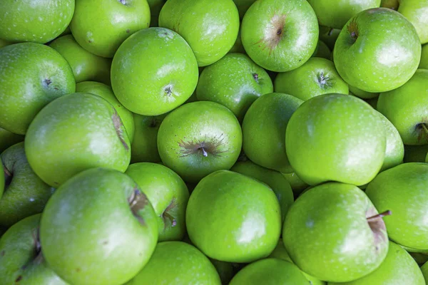 Färska Frukter Vitaminer Bakgrund Ljusa Gröna Äpplen Marknaden — Stockfoto