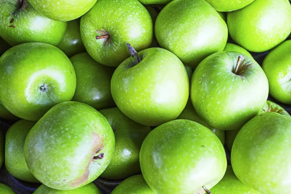 Färska Frukter Vitaminer Bakgrund Ljusa Gröna Äpplen Marknaden — Stockfoto