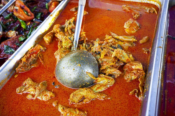 传统的马来西亚人食物 朗卡维岛空旷的市场上的午餐 — 图库照片