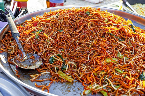 Traditionelles Malaiisches Streetfood Auf Dem Nachtmarkt — Stockfoto