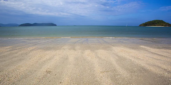 Colori Vivaci Della Natura Mattina Sulla Spiaggia Pantai Cenang Isola — Foto Stock