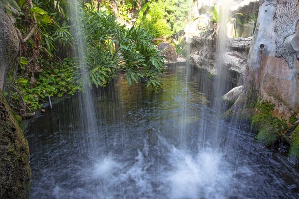 Schöner Wasserfall Ozeanarium Auf Der Insel Langkawi Malaysia — Stockfoto