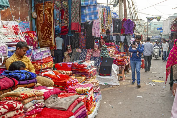 Δελχί Ινδία Νοεμβρίου 2019 Άνθρωποι Μια Αγορά Δώρων Στο Κόκκινο — Φωτογραφία Αρχείου