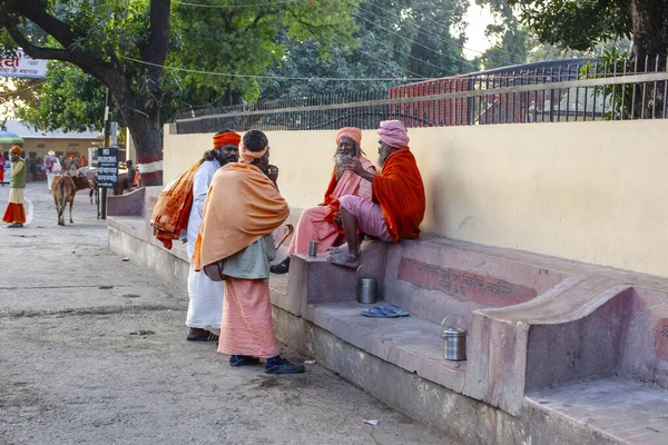 Rishikesh Uttarakhand Índia Dezembro 2019 Monges Devotos Hindus Indianos Sadhu — Fotografia de Stock