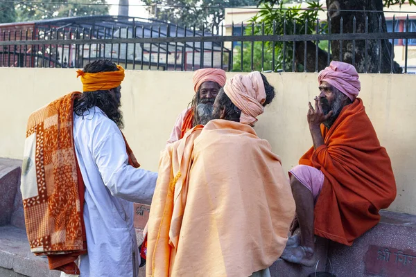 Rishikesh Uttarakhand India Diciembre 2019 Monjes Hindúes Devotos Indios Sadhu —  Fotos de Stock