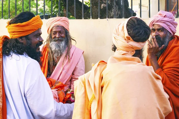 Rishikesh Uttarakhand India Грудня 2019 Індійські Hindu Devotee Monks Садху — стокове фото