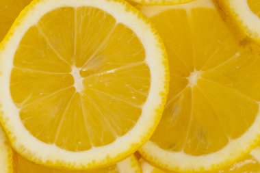 Taze, parlak meyve suları, limon ve limon.