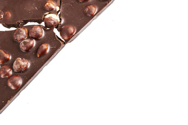 Chocolate Negro Estrellado Con Grandes Avellanas Aislado Blanco — Foto de Stock