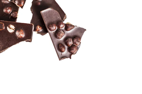 Büyük Fındıklı Siyah Çikolata Beyaz Üzerine Izole Edilmiş — Stok fotoğraf