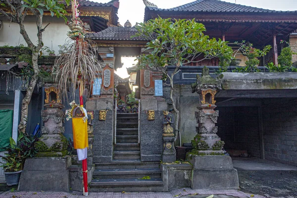 Montón Hermosos Templos Arquitectura Las Calles Ubud Indonesia —  Fotos de Stock