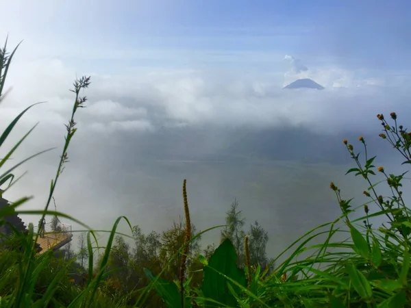 Morgennebel Nach Sonnenaufgang Der Nähe Des Vulkans Bromo Indonesien — Stockfoto