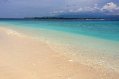 Gili Meno Adası 'ndaki inanılmaz Bali Denizi suyu
