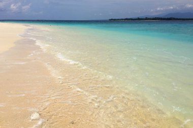 Gili Meno Adası 'ndaki inanılmaz Bali Denizi suyu