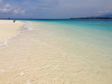 Gili Meno Adası 'ndaki inanılmaz Bali Denizi suyu