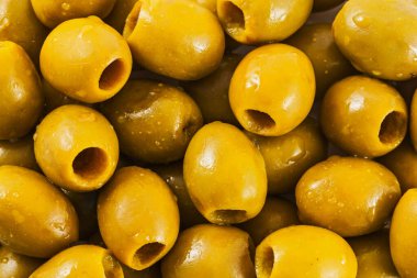 Yeşil zeytin turşusu