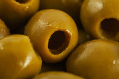 Yeşil zeytin turşusu