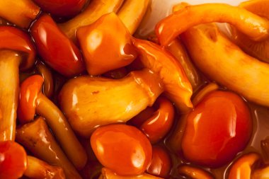 Mantar turşusu, arka plan.