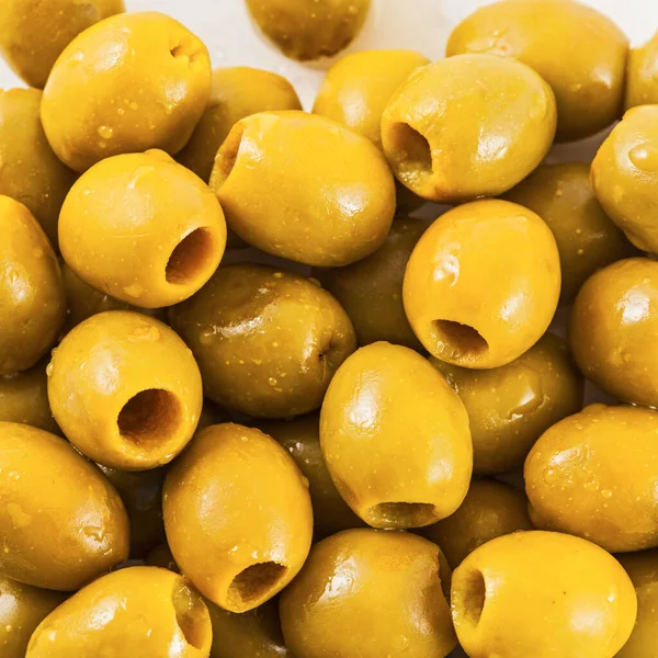 Yeşil zeytin turşusu