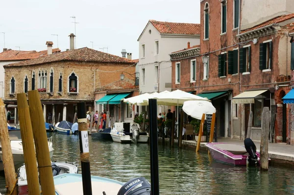 Edifícios Canais Água Cores Veneza — Fotografia de Stock
