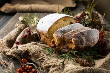 stollen fruit,christmas stollen