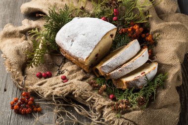 stollen fruit,christmas stollen