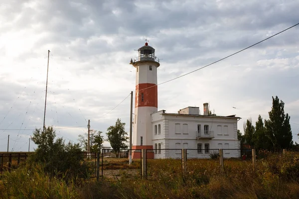低灯塔在 Berdyansk, 乌克兰 — 图库照片