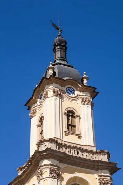 Rådhuset vid Frihetstorget i Buchach, Ukraina — Stockfoto