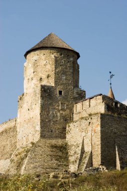 Kamianets-Podilskyi kalede görünümüne yaz