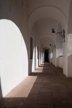 Koridor Palanok Castle XI yüzyılda. Mukacheve, Ukrayna