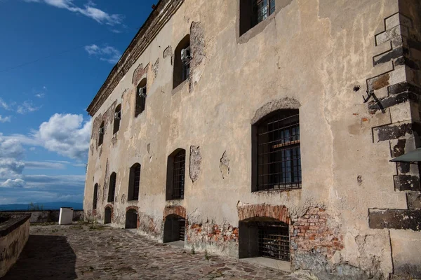 Castillo de Palanok siglo XI. Mukacheve, Ucrania —  Fotos de Stock