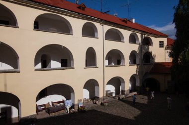 Mukacheve - Ukrayna, Temmuz 26, 2009: Palanok Castle XI yüzyılda