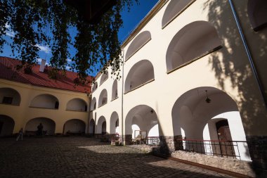 Mukacheve - Ukrayna, Temmuz 26, 2009: Palanok Castle XI yüzyılda