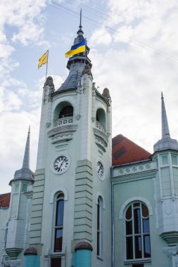 Mukacheve - Ukrayna, Temmuz 26, 2009: Mukacheve Belediye Binası. Şehir merkezinde