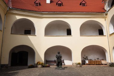 Mukacheve - Ukrayna, Eylül 29, 2009: Palanok Castle XI yüzyılda