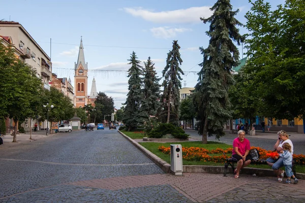 Mukacheve - Ukraina, 26 juli, 2009: Centrum Mukacheve — Stockfoto