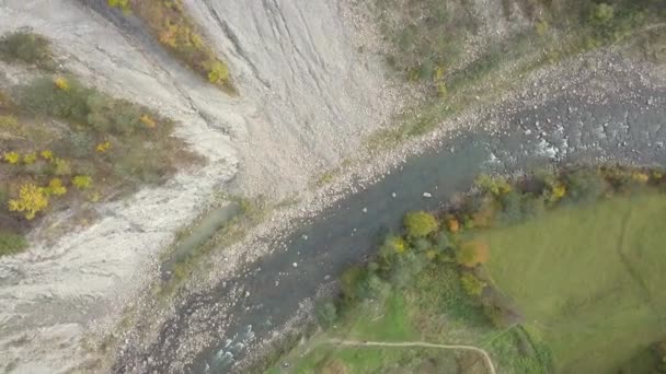 Top Luchtfoto Van Bewegende Rivier Karpaten Schot Oekraïne — Stockvideo