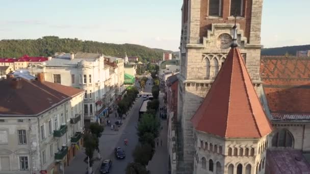 Vista Panorámica Aérea Centro Ciudad Chortkiv Con Iglesia Dominicana San — Vídeos de Stock